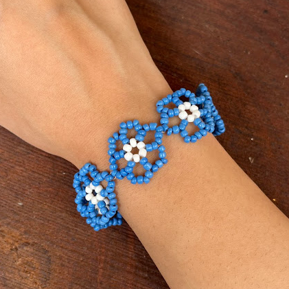 Blue Daisy Beaded Flower Bracelet - 1 Piece