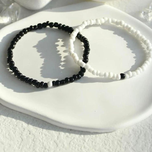 Black and White Beaded Bracelet Set (Pack of 2)