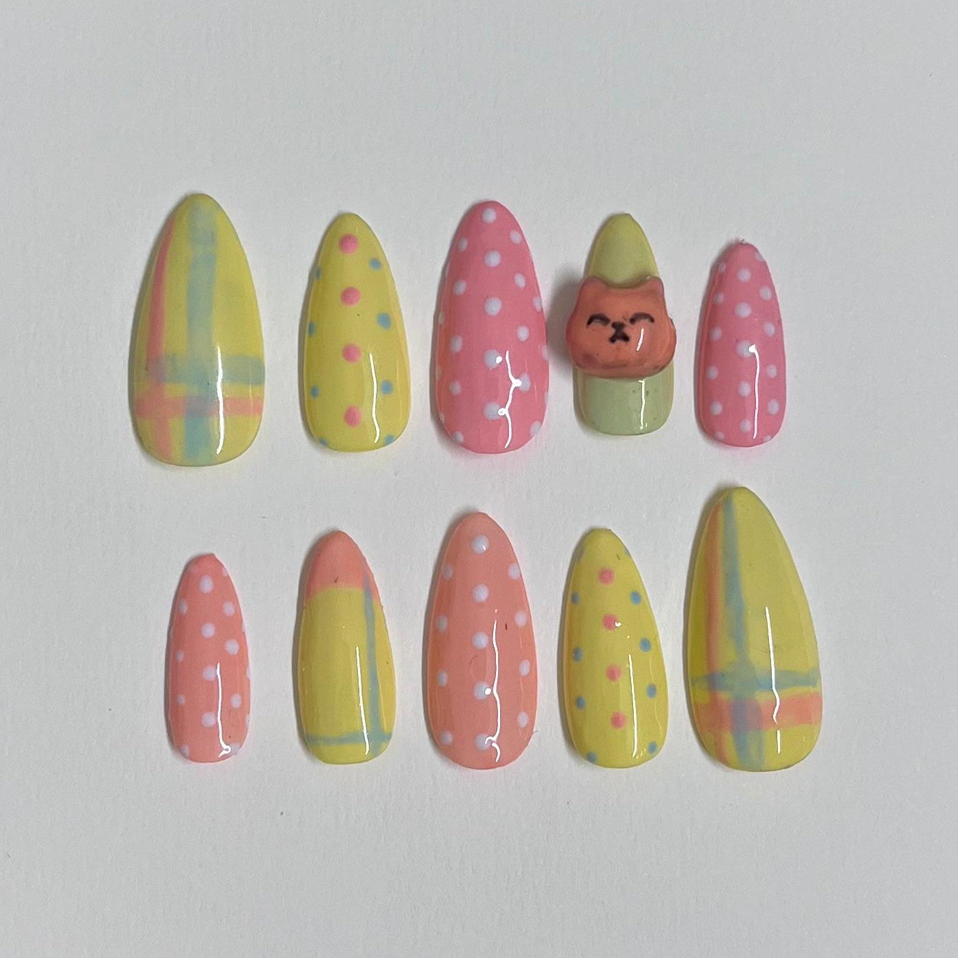 Buttercup Kitten Nails